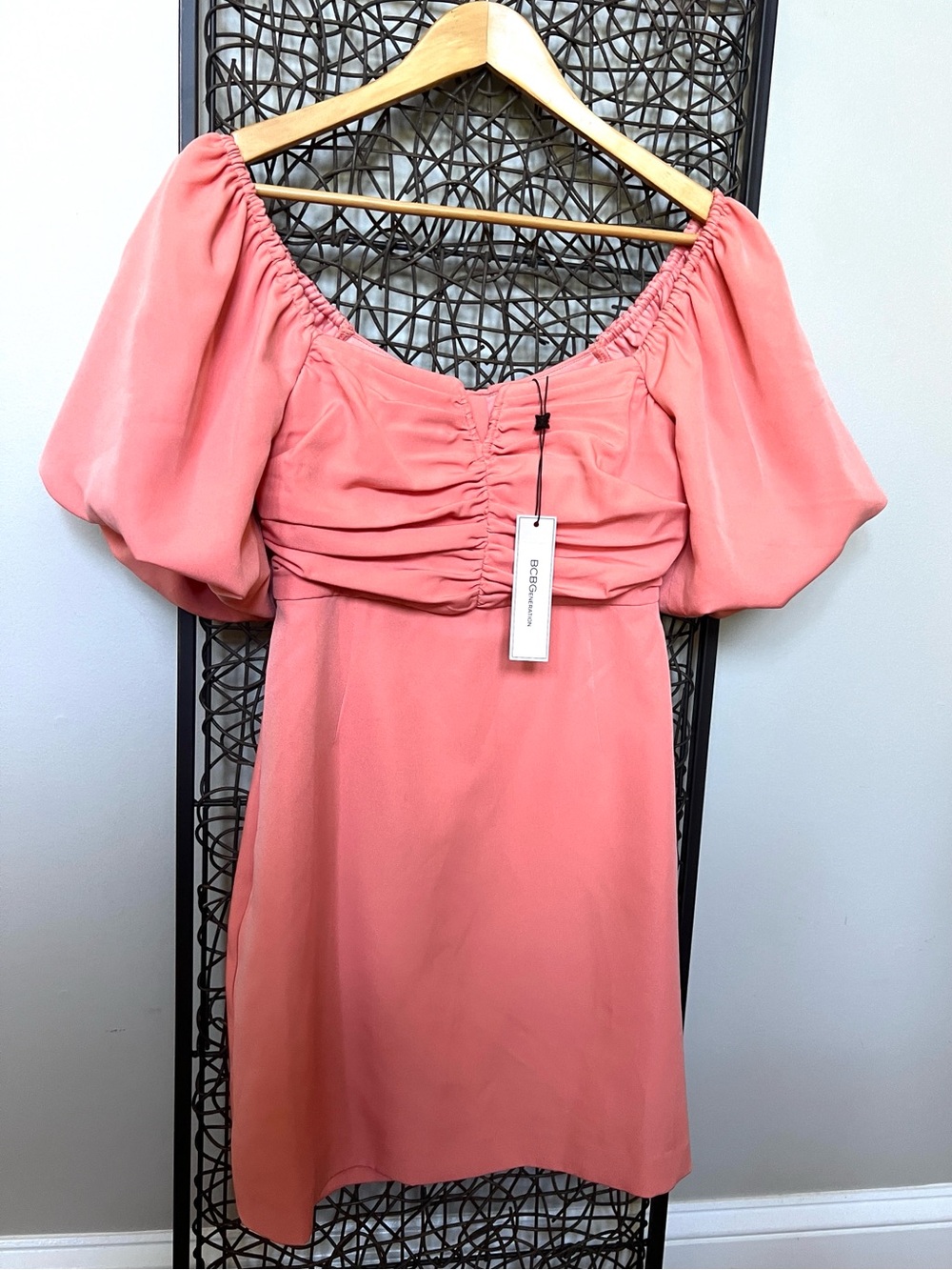 BCBGeneration Puff Sleeve Mini Dress Peach Ruched puff sleeve back cutout 4 NEW